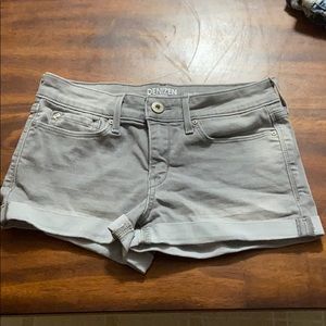 Levi’s Gray Shorts Size 9